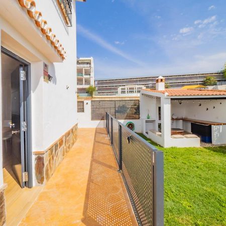 Cubo'S Hostal William'S Sunny 2 With Breakfast Torre de Benagalbon Exterior foto