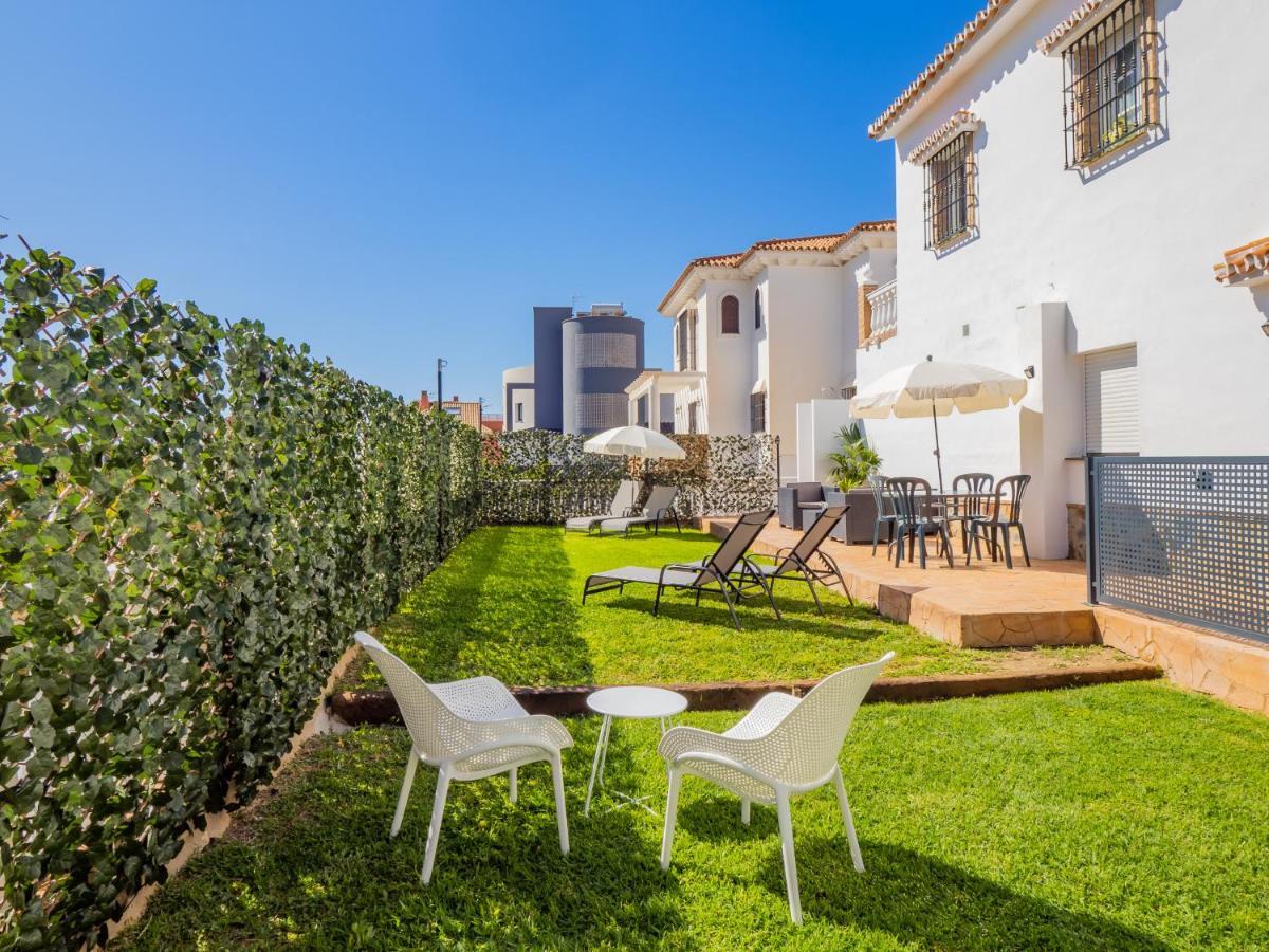 Cubo'S Hostal William'S Sunny 2 With Breakfast Torre de Benagalbon Exterior foto