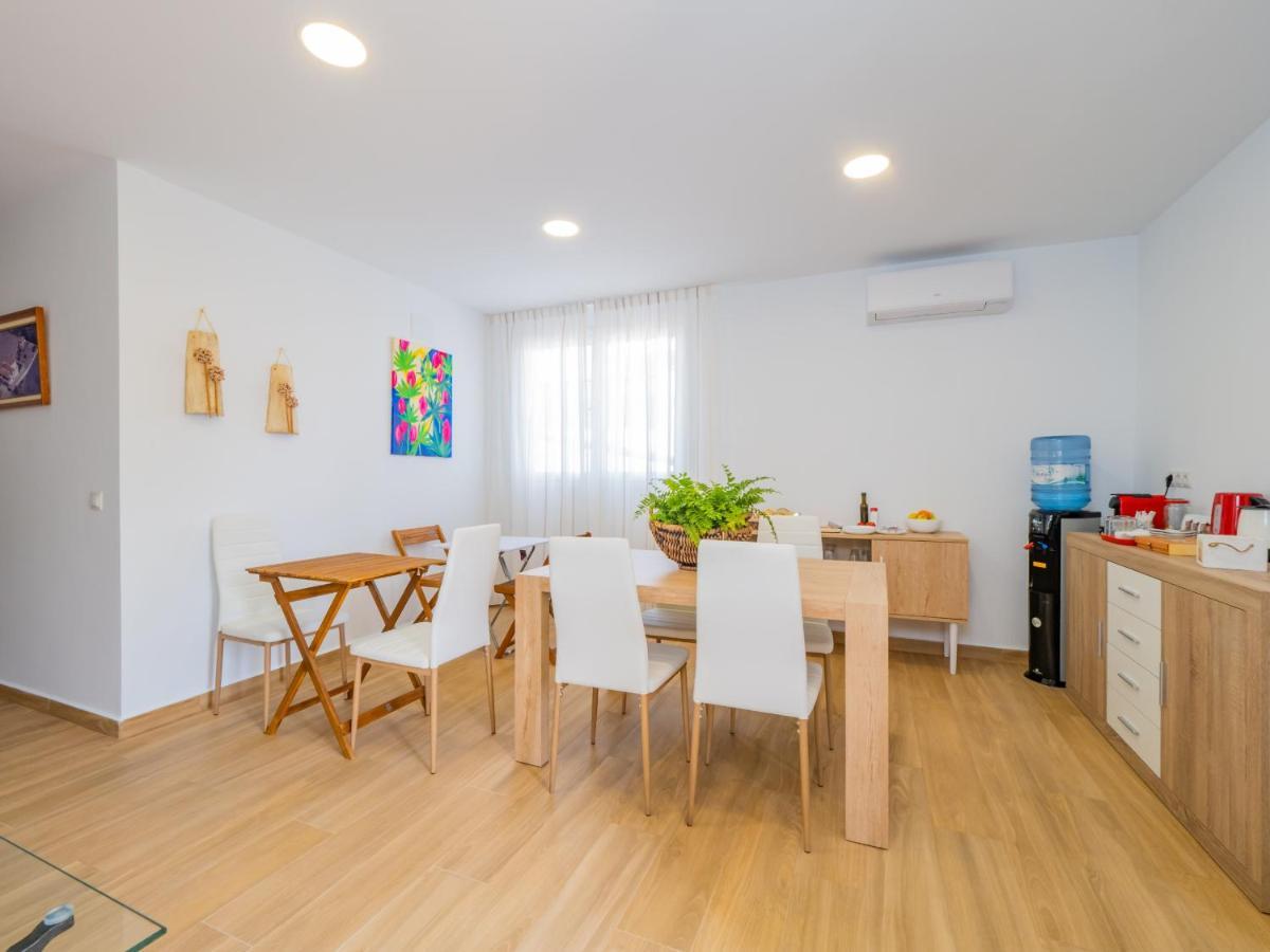 Cubo'S Hostal William'S Sunny 2 With Breakfast Torre de Benagalbon Exterior foto