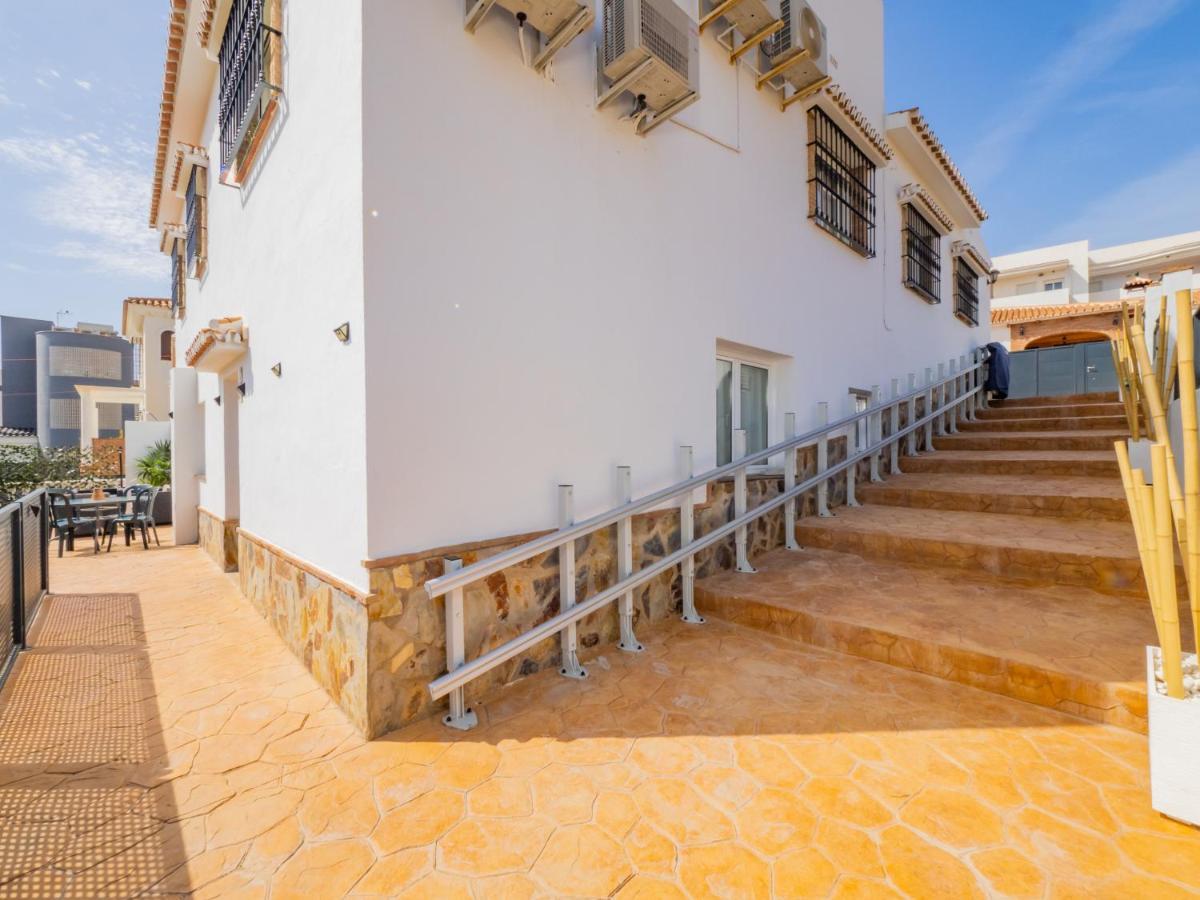 Cubo'S Hostal William'S Sunny 2 With Breakfast Torre de Benagalbon Exterior foto